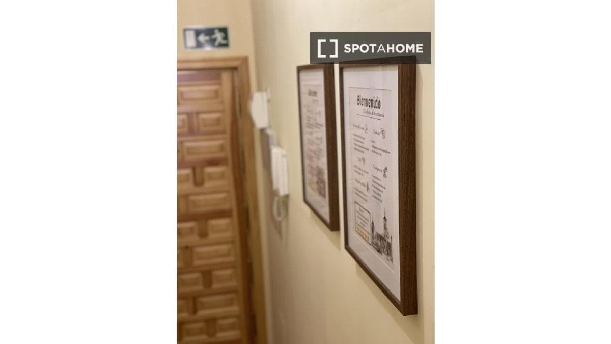 Propiedades en venta y alquiler en España photo 2