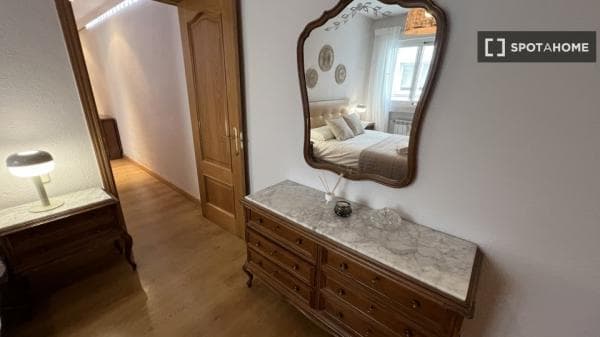Piso en alquiler en Calle de Méndez Álvaro , Madrid thumbnail 1