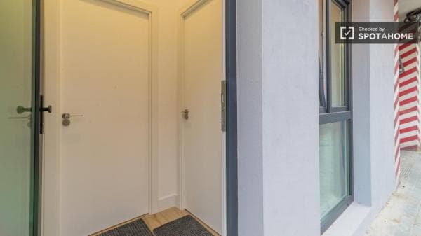 Piso en alquiler en , Madrid thumbnail 1