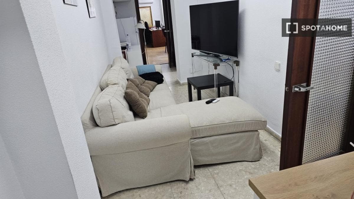 Propiedades en venta y alquiler en España photo 5