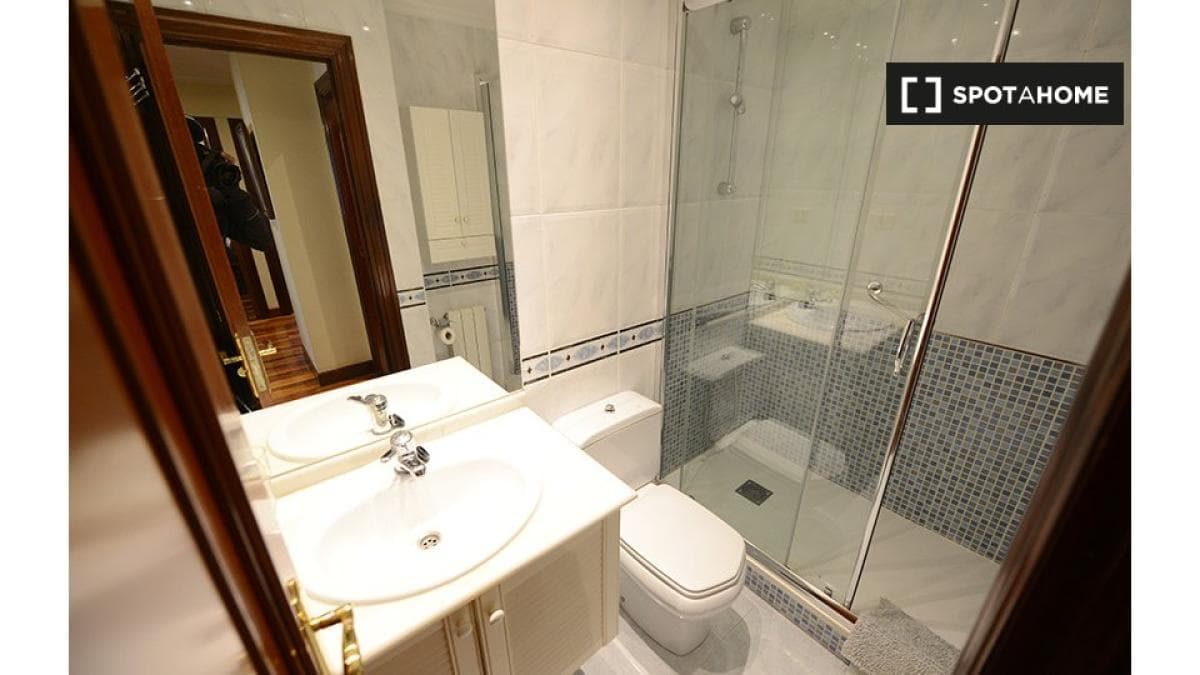 Propiedades en venta y alquiler en España photo 4