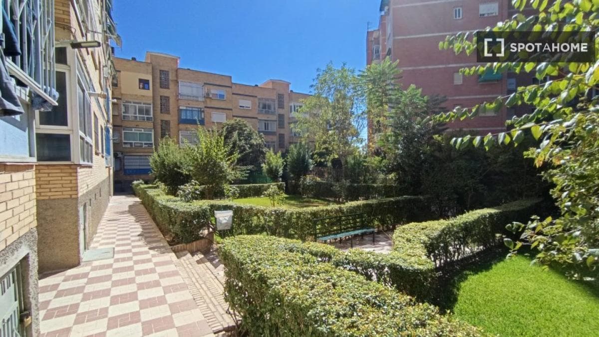 Propiedades en venta y alquiler en España photo 5