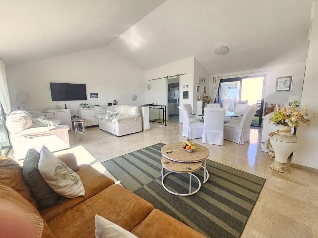 Venta de piso en Piso en Jose Orbaneja Calahonda, 67, Sitio de Calahonda, Mijas, Mijas
photo 3