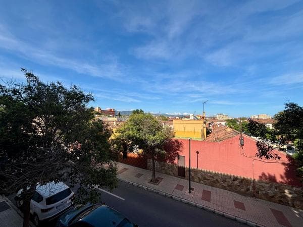 Продажа квартиры на Piso en Calle Virgen de la Cabeza, 35, Carranque - Haza Cuevas, Málaga, Малага
photo 1