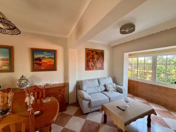 Продажа квартиры на Piso en Calle Virgen de la Cabeza, 35, Carranque - Haza Cuevas, Málaga, Малага
thumbnail 1