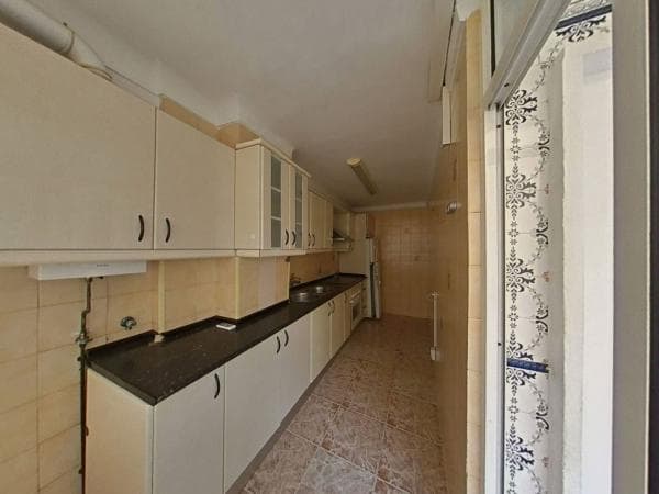 Продажа квартиры на Piso en Caramba La, Huelin, Málaga, Малага
thumbnail 1