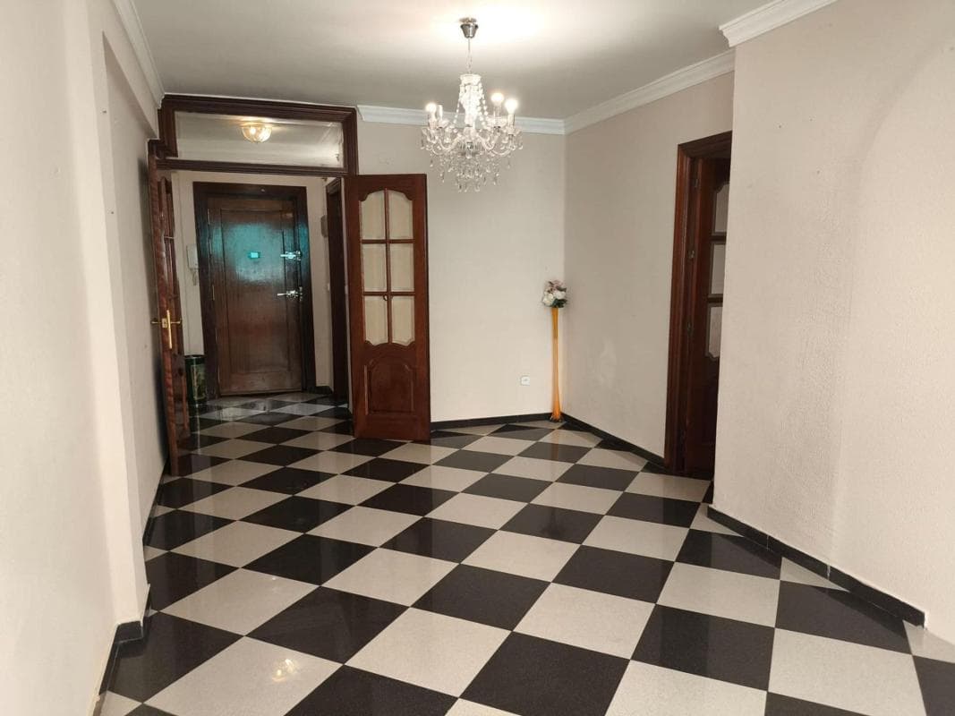 Venta de piso en Piso en Cruz del Humilladero - Los Tilos, Málaga, Málaga
photo 5