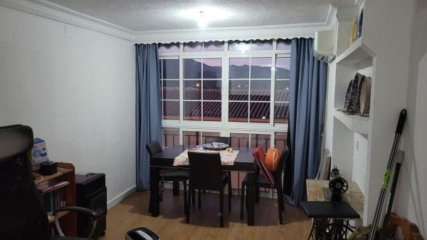 Venta de piso en Piso en Calle las Yucas, Cortijo Bazán - Los Casinis - Los Cipreses, Málaga, Málaga
photo 1
