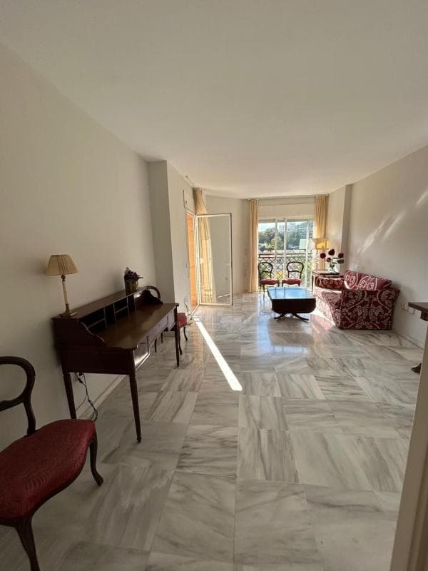 Продажа квартиры на Piso en Calle Federico Fellini, Parque Clavero, Málaga, Малага
photo 2