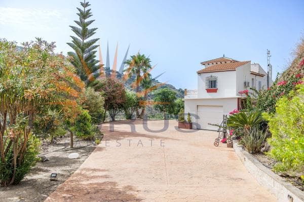 Casa o chalet independiente en Sayalonga thumbnail 2