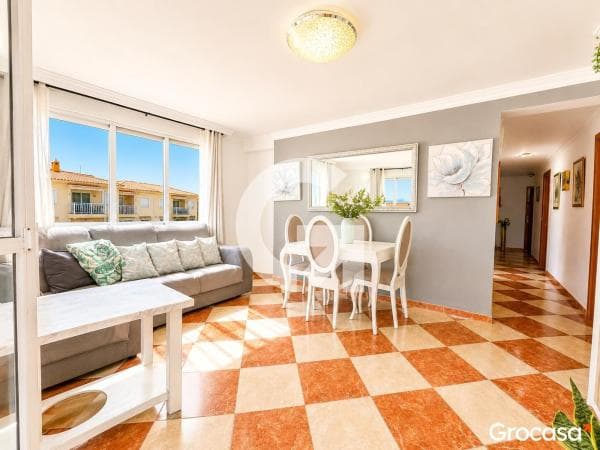 Продажа квартиры на Piso en Calle Doctor Ros Alférez, Centro, Vélez-Malaga, Велес-Малага
thumbnail 2