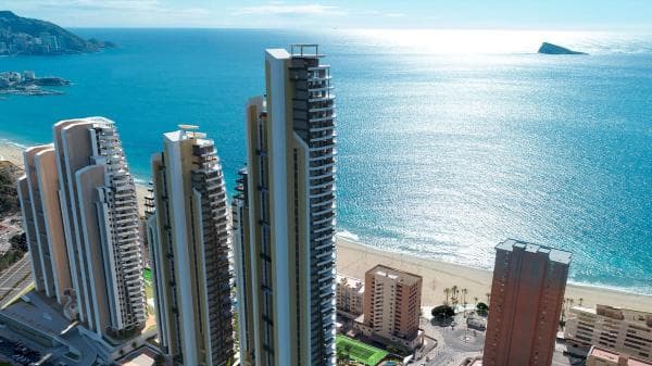 Продажа квартиры на Piso en Calle Brasil, 1, Playa de Poniente, Benidorm, Бенидорм
thumbnail 1