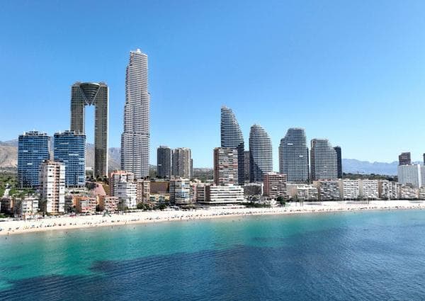 Продажа квартиры на Piso en Avenida de Mejico, 31, Playa de Poniente, Benidorm, Бенидорм
thumbnail 1