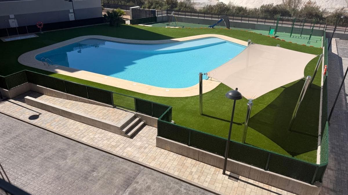 Venta de piso en Piso en Calle Lina Baño, 2, Centro, Santa Pola, Santa Pola
photo 2