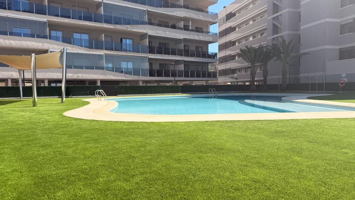 Venta de piso en Piso en Calle Lina Baño, 2, Centro, Santa Pola, Santa Pola
photo 3