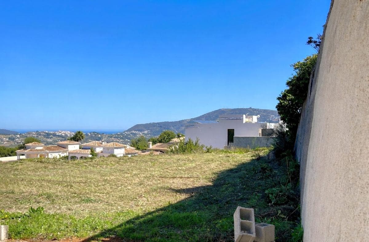 Terreno en venta en Moraira, Alicante photo 2