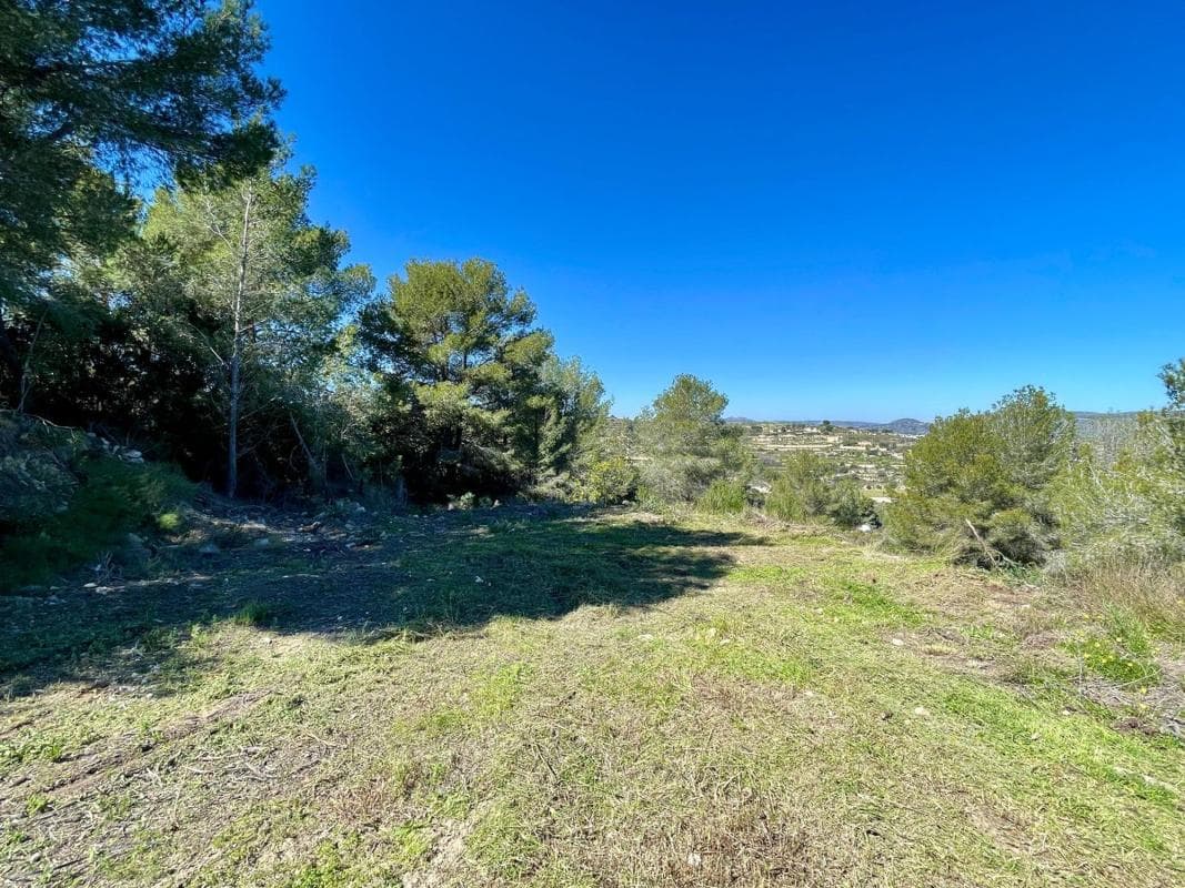 Terreno en venta en Moraira, Alicante photo 3