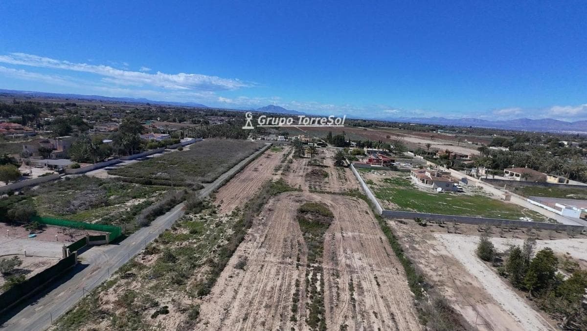 Terreno en venta en Elche / Elx, Alicante photo 3