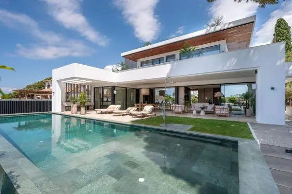 Casa o chalet independiente en Avenida Cantabrica, 35, Marbesa, Marbella photo 1