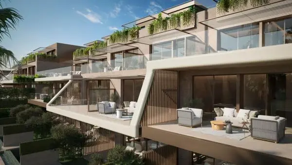 Chalet adosado en Calle Dama de Noche, 6, Green Hills - Las Cumbres de Elviria, Marbella thumbnail 1
