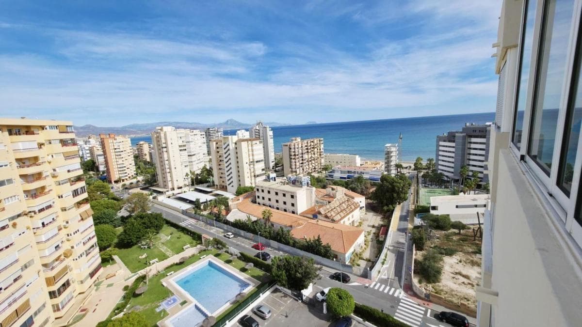 Venta de piso en Piso en Calle de la Dorada, Cabo de las Huertas, Alicante / Alacant, Alicante / Alacant
photo 5