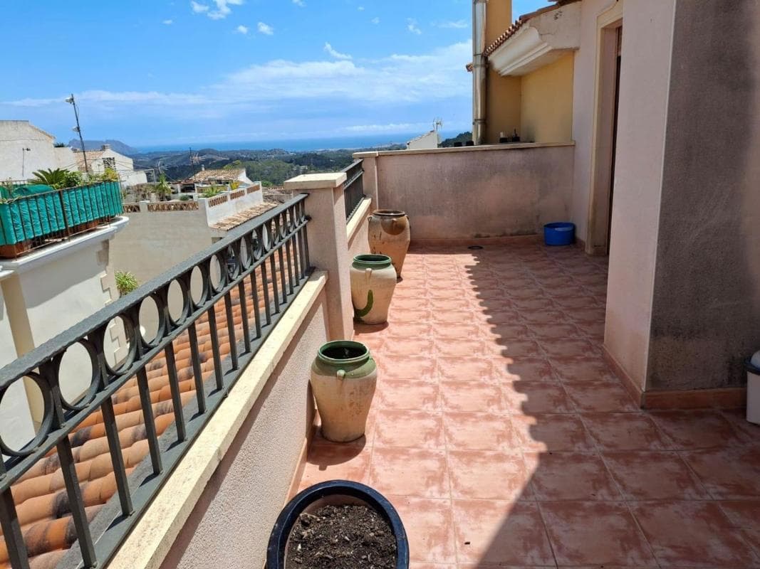 Properties for sale and rent in Spain photo 4
