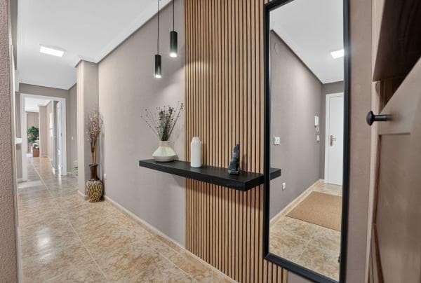 Продажа квартиры на Piso en Caballero Rodas, 187, Playa del Cura, Torrevieja, Торревьеха
thumbnail 1