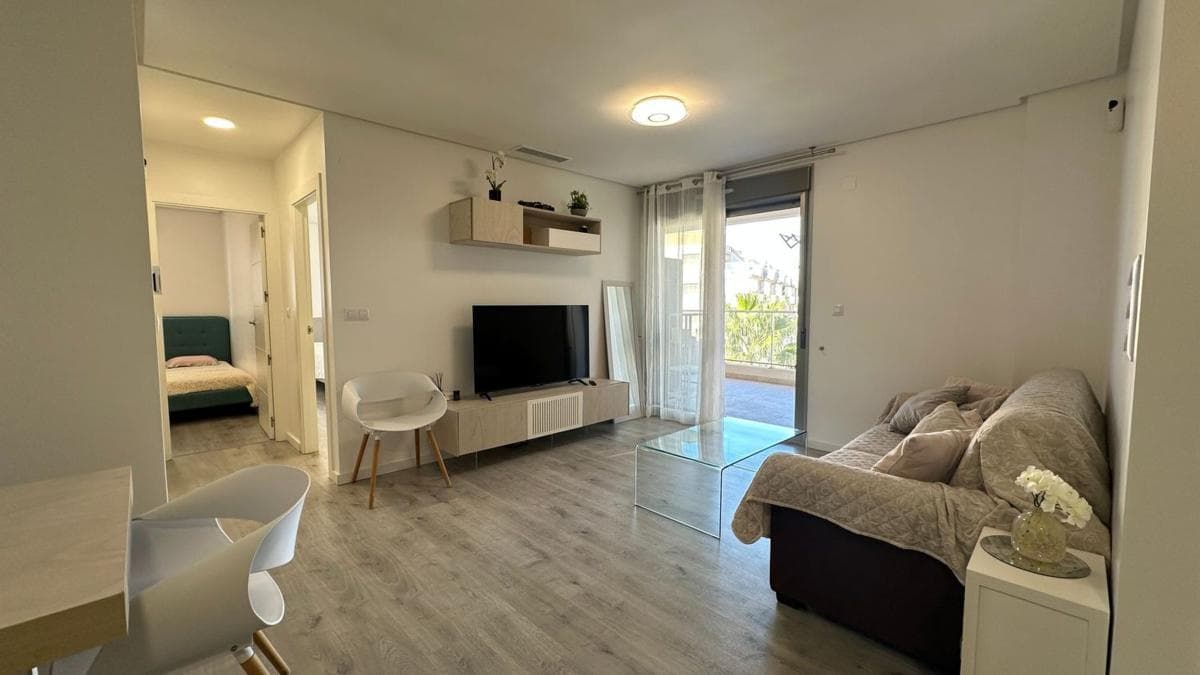 Venta de piso en Piso en CL Vainilla, Villamartín, Orihuela, Orihuela
photo 3