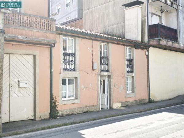 Chalet adosado en Calle de Ramón Franco, Arzua thumbnail 2