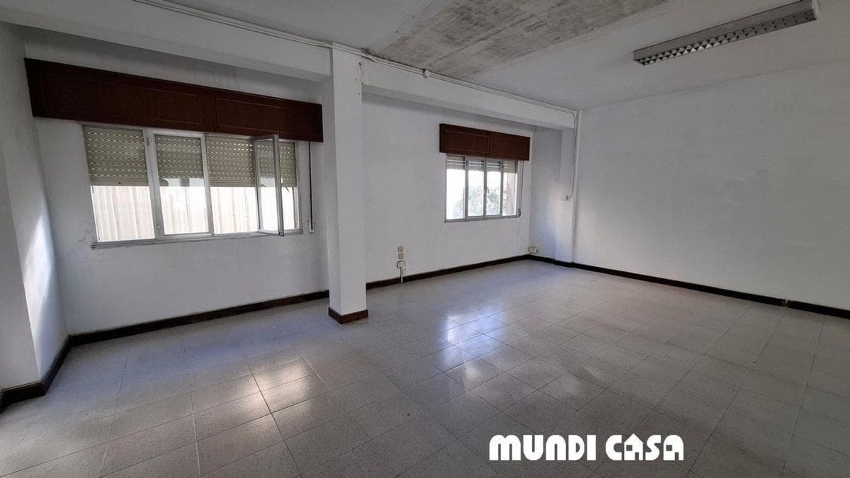 Sale of independent chalet in Casa o chalet en Calle Cimadevila, Boiro, Boiro
photo 3
