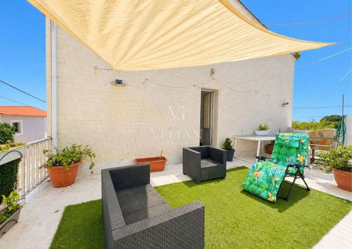 Properties for sale and rent in Spain photo 2