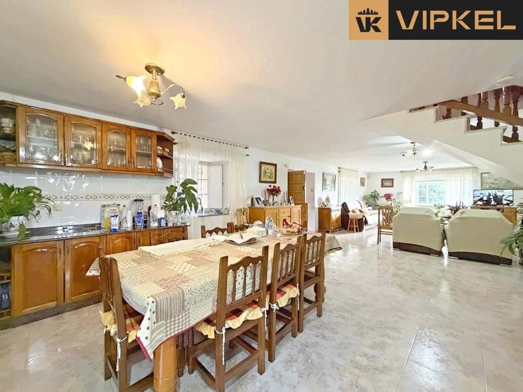 Недвижимость на продажу и в аренду в Испании photo 2