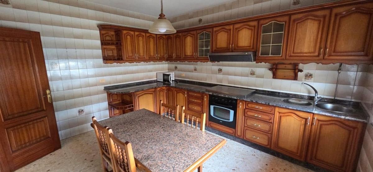 Недвижимость на продажу и в аренду в Испании photo 5