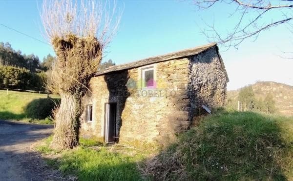 Chalet independiente en venta en Casa o chalet en Ortigueira, Ortigueira
photo 1