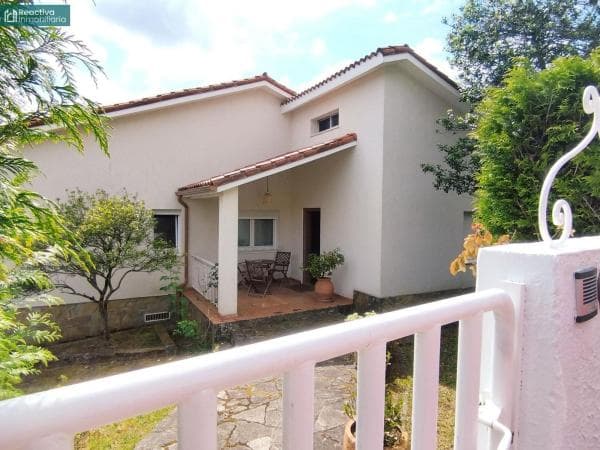 Casa o chalet independiente en Calle Cerdeira, 95, Teo thumbnail 1