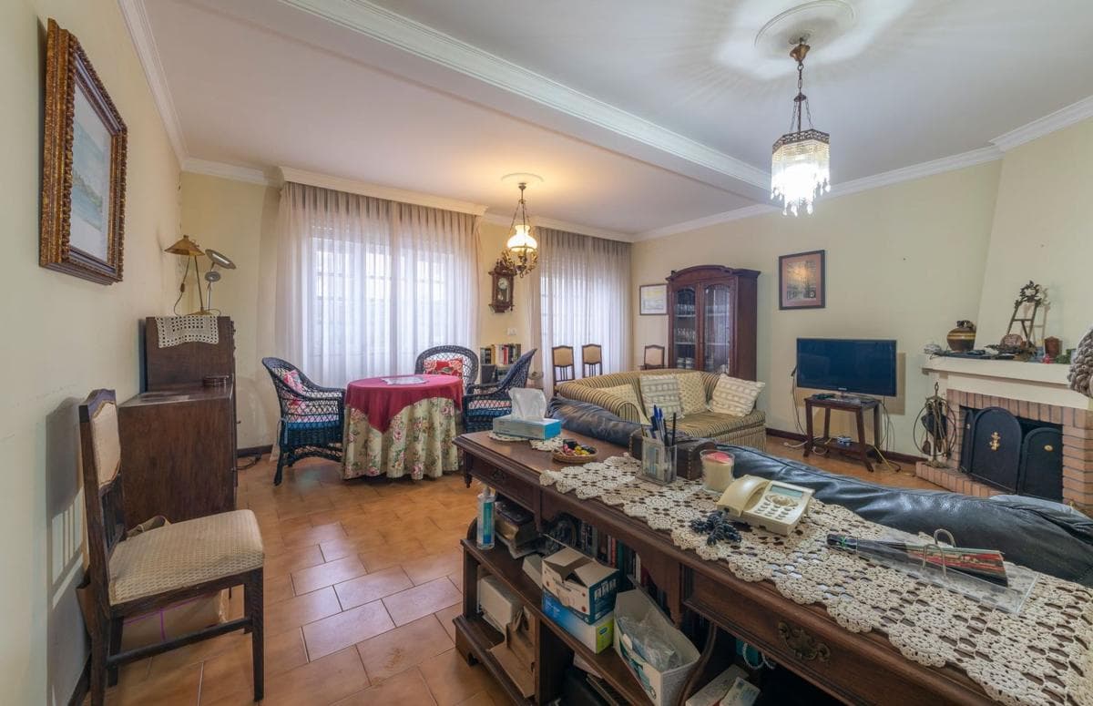 Недвижимость на продажу и в аренду в Испании photo 4