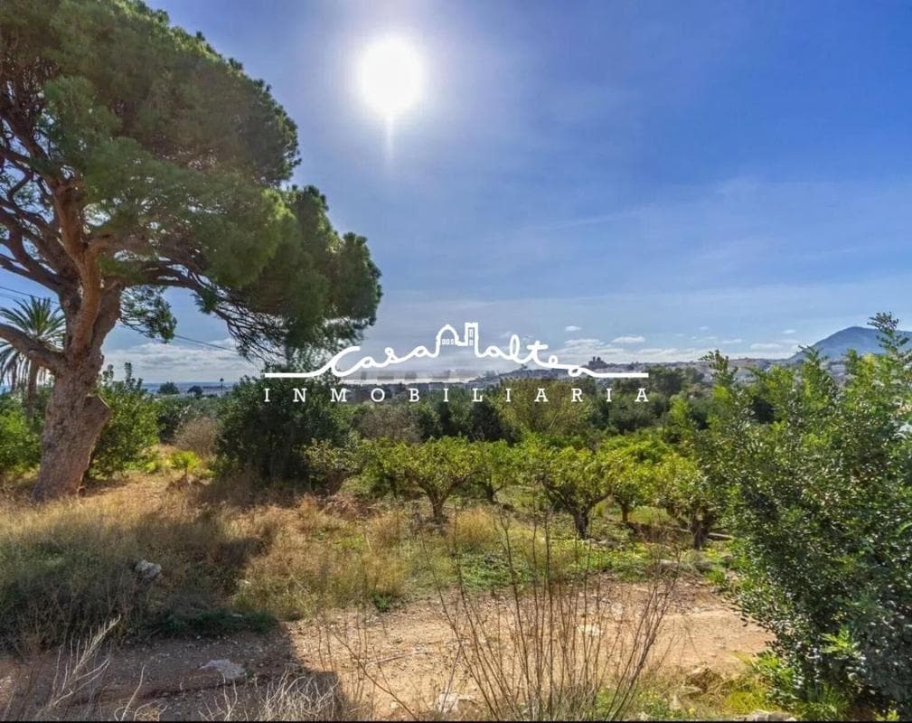 Terreno en venta en Altea, Alicante photo 2