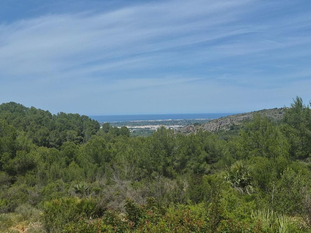 Terreno en venta en Benidoleig, Alicante photo 2