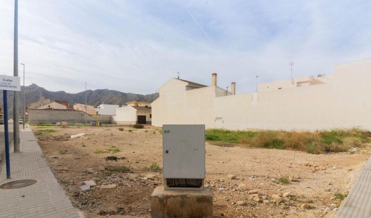 Terreno en venta en Cox, Alicante photo 2