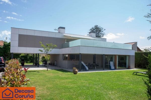 Casa o chalet independiente en Calle Cainzo, Dexo-Lorbé, Oleiros photo 1