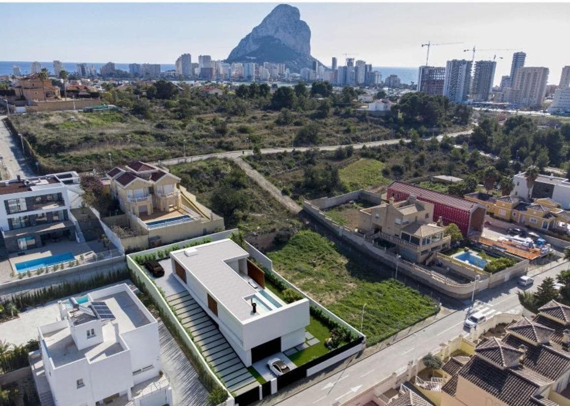 Terreno en venta en Calpe, Alicante photo 3
