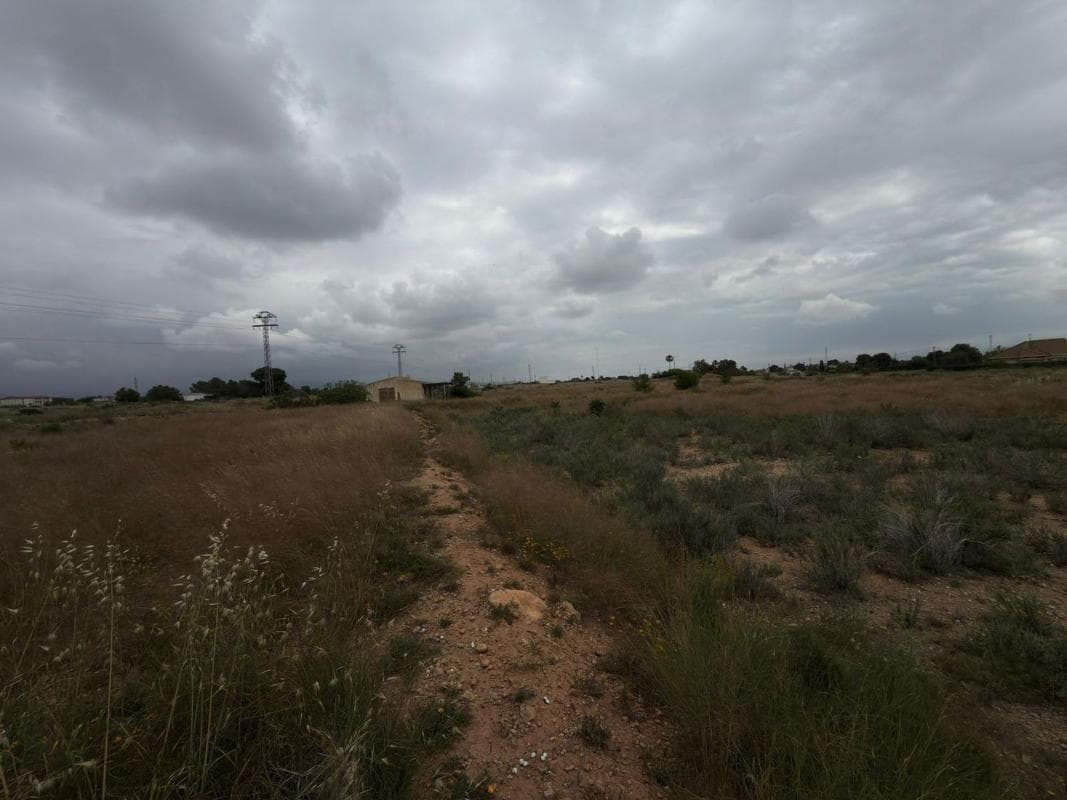 Terreno en venta en San Vicente del Raspeig, Alicante photo 2
