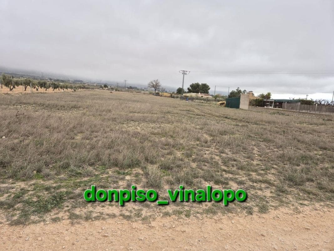 Terreno en venta en Villena, Alicante photo 3