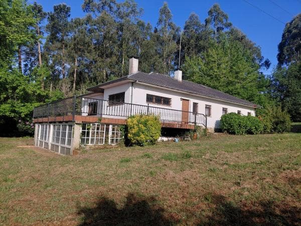Casa o chalet independiente en Avenida Rosalía Castro, Liáns, Oleiros thumbnail 1