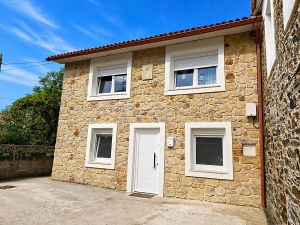 Chalet adosado en Covas, Bergondo photo 1