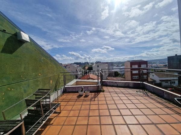 Chalet adosado en Calle Pombal, Perillo, Oleiros photo 1