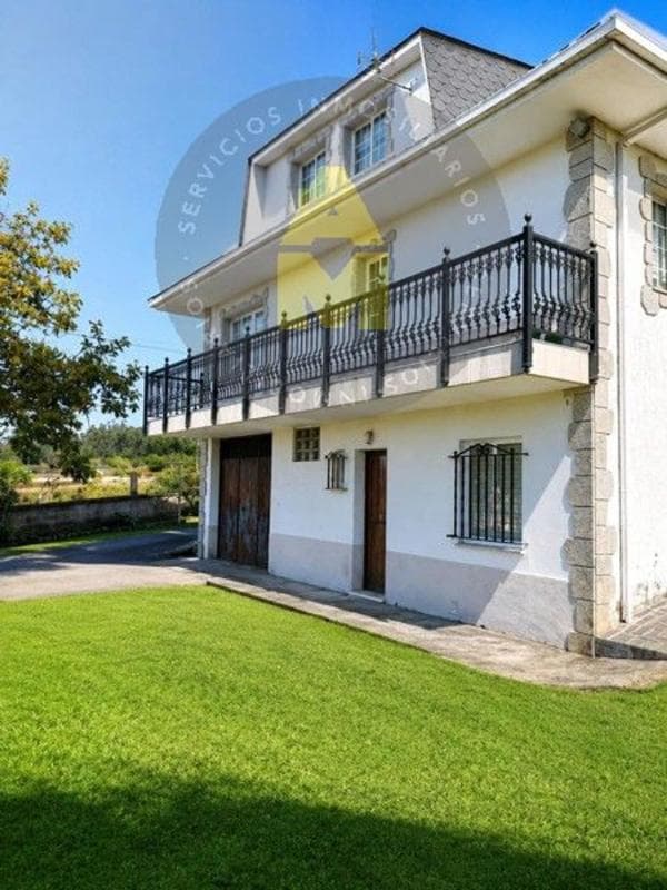 Venta de chalet independiente en Casa o chalet en San Mateo-Castro-O Val, Narón, Narón
photo 2
