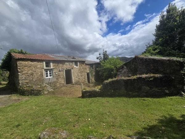 Casa de pueblo en Valdoviño photo 1