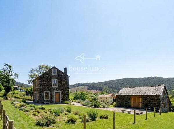 Casa o chalet independiente en Moeche photo 1