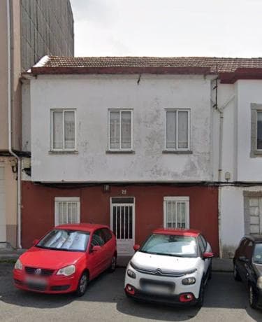 Chalet pareado en Piñeiros-Freixeiro, Narón photo 1